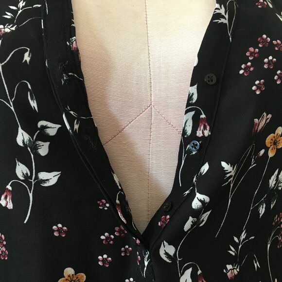 [Dynamite] Black Floral Long Sleeve Peplum Blouse | M | Good - Picture 9 of 14